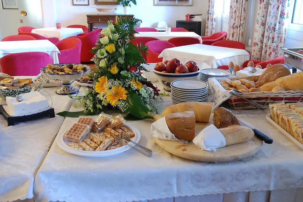 Hotel Valdor Cavallino-Treporti 3*,